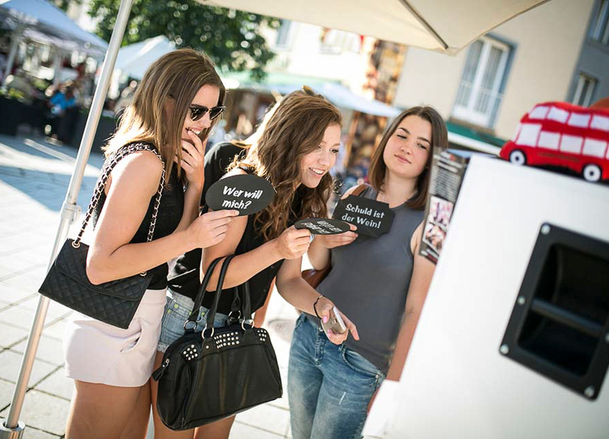 Fotobox bei der Amstetten Einkaufsnacht, Requisiten