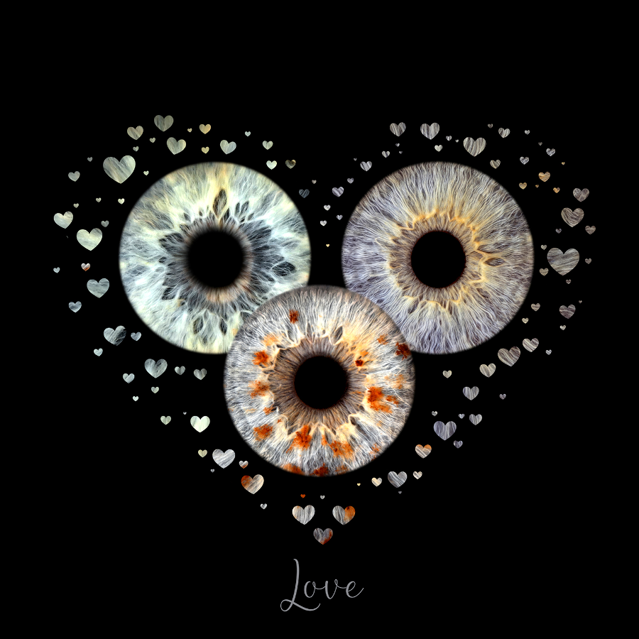 Drei Iris-Prints als Herzform komponiert, Motiv Love