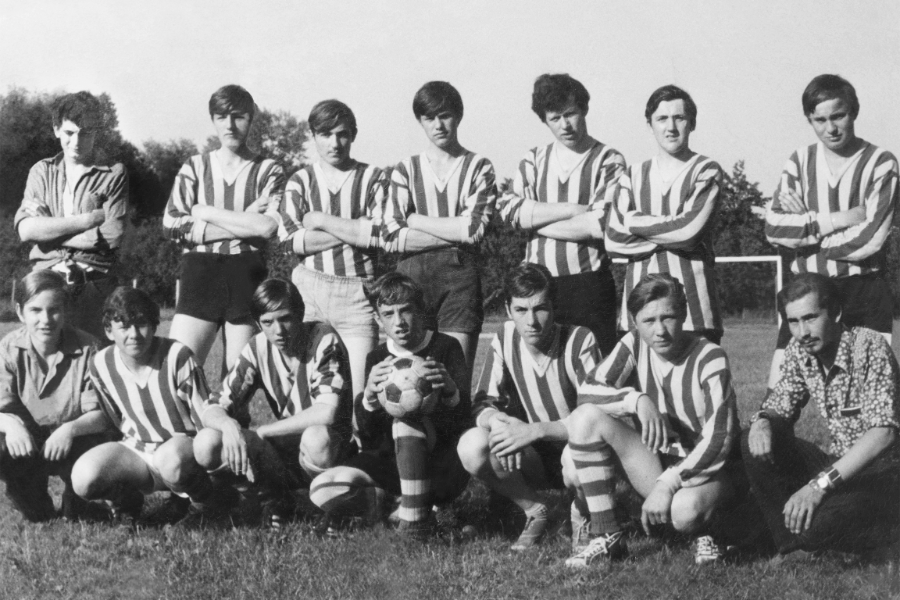 Fußballteam, restauriert